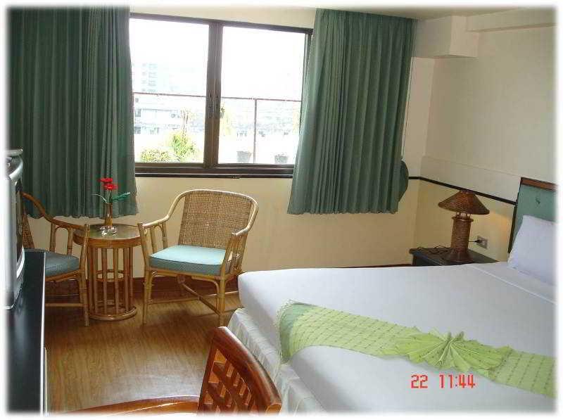Sena Place Hotel Bangkok Esterno foto